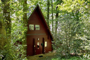 A Peaceful Cowslip Lodge at Finlake Spa Resort in Devon